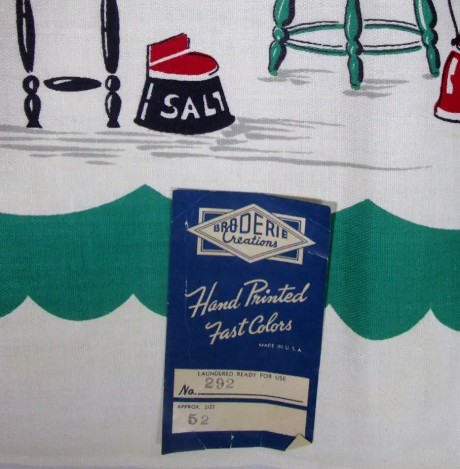 Tag of kitchen themed vintage tablecloth Tag of kitchen themed vintage tablecloth